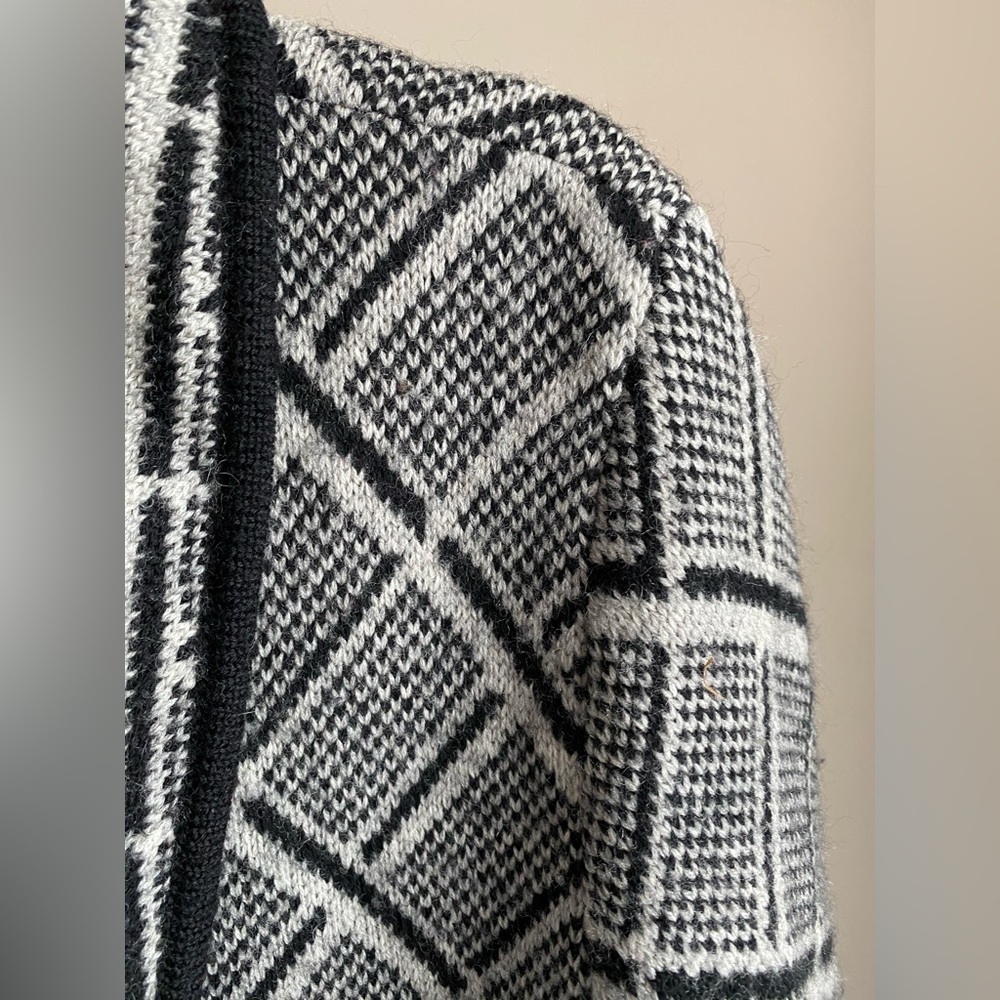 merino wool cardigan jones New York collection size medium - Picture 7 of 10